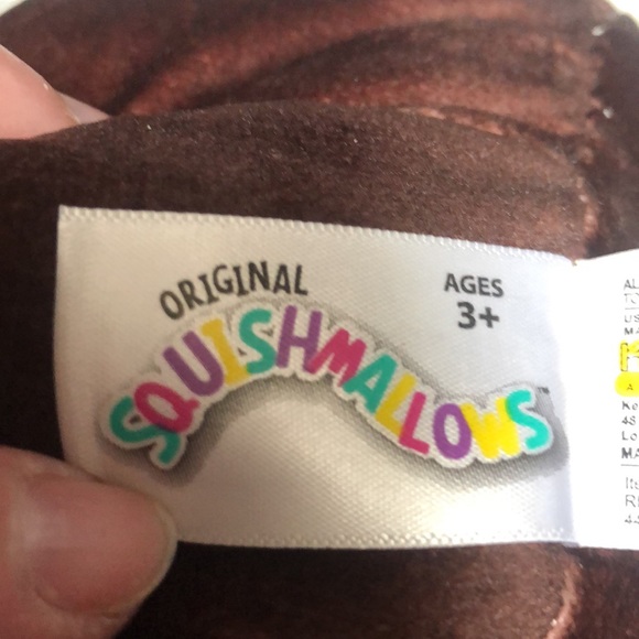 Hershey Halloween Patricia Count Dracula Vampire Squishmallow Plush Toy NWT - Picture 10 of 16